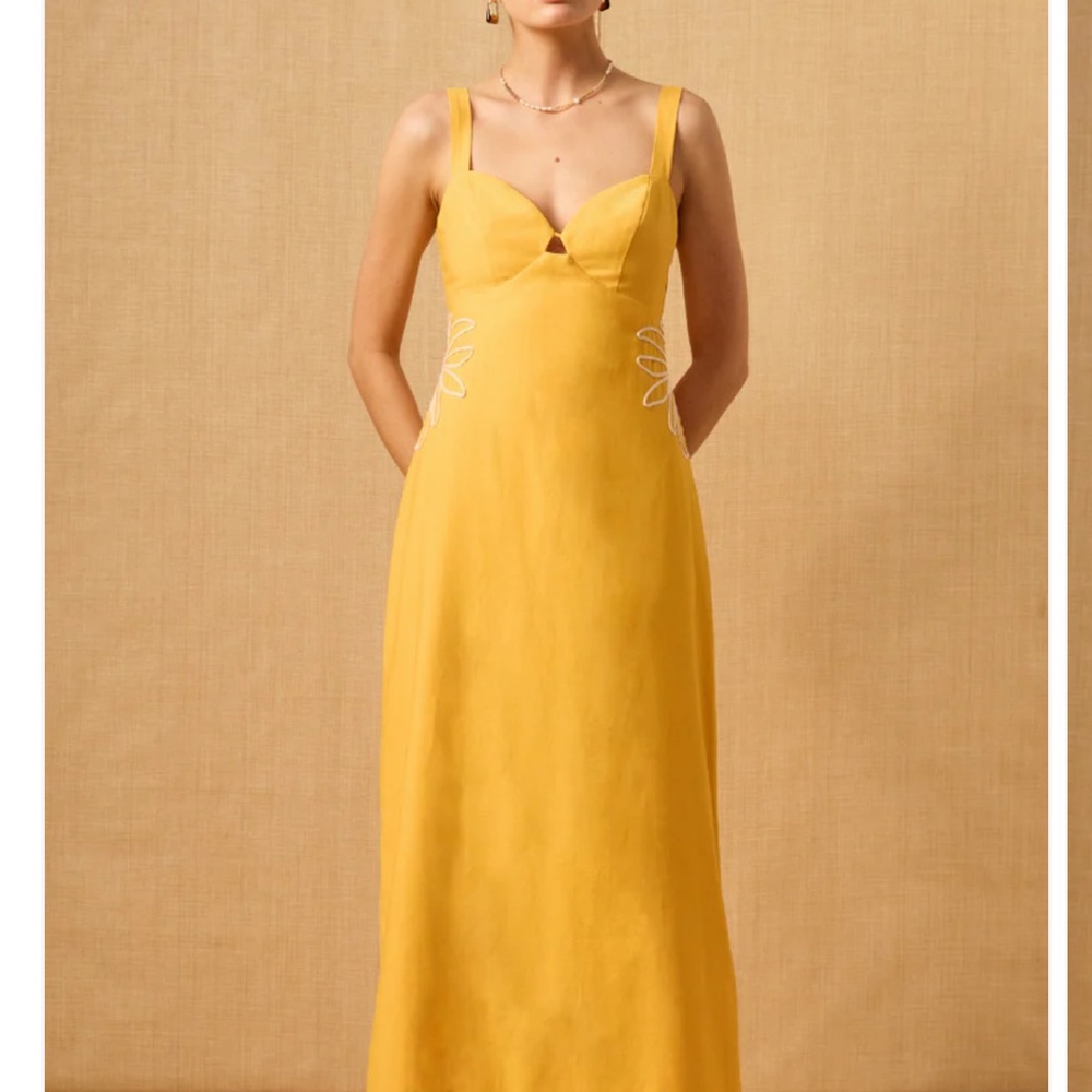 Elegant Yellow Dress